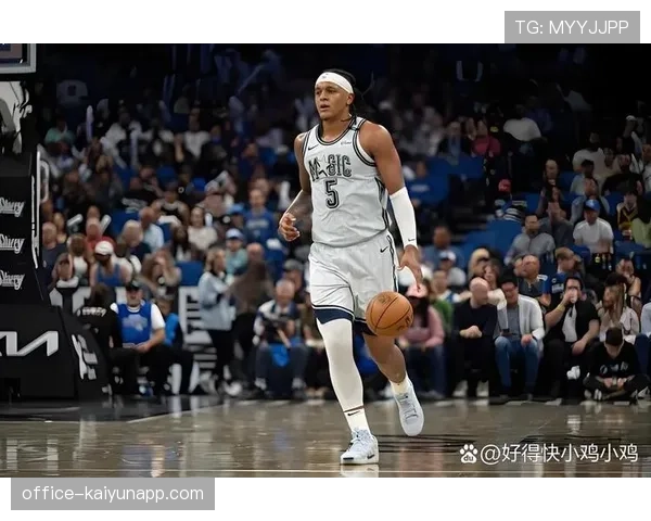 班凯罗18分8助攻全面表现 魔术团队篮球体系运转流畅